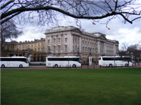 2012奥运会金龙客车在英国