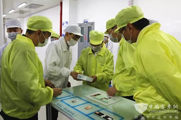 陈清泰调研宁德时代新能源科技股份有限公司_