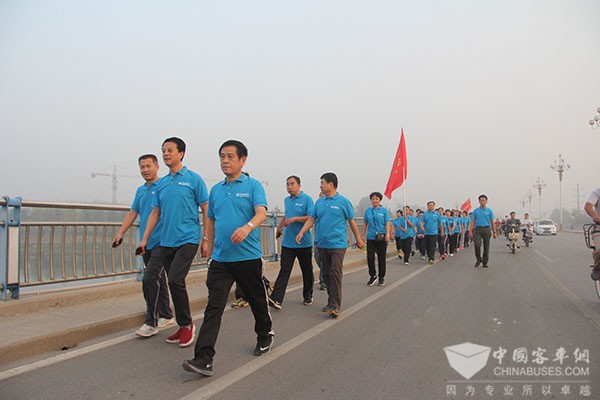 中通客车45周年健走活动圆满落幕_客车新闻_