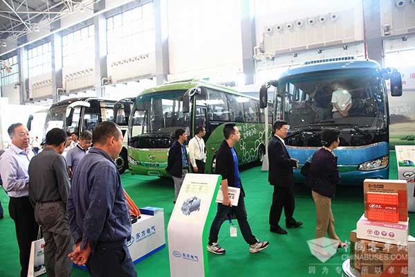 苏州金龙助推贵阳公共交通罗卡升级_中国客