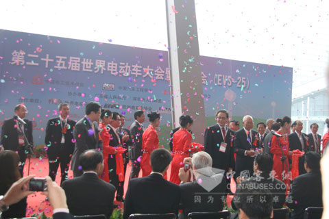 中文沂星纯电动客车奏响绿色科技最强音 来源