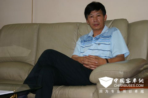 西沃助力上海空港巴士打造舒适安全之旅-客车