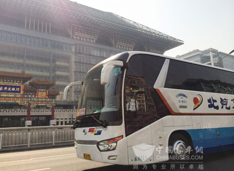 大金龙:自主品牌服务两会再显 龙威 风采-客车