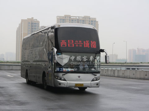 斯堪尼亚海格--高原高速路上的客运王者