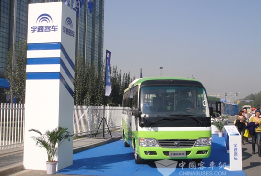 参加新能源车展 感受节能减排新力量 -客车产业