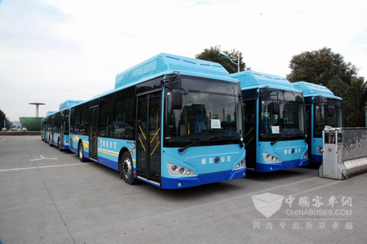 申龙新能源批量交付无锡新区公交-客车产业-中