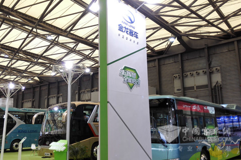 大金龙纯电动客车亮相2015上海国际客车技术
