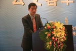 技术总监王岳在公交节能会议发言