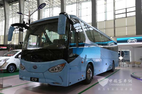 比亚迪新能源车亮相广州国际电动车展