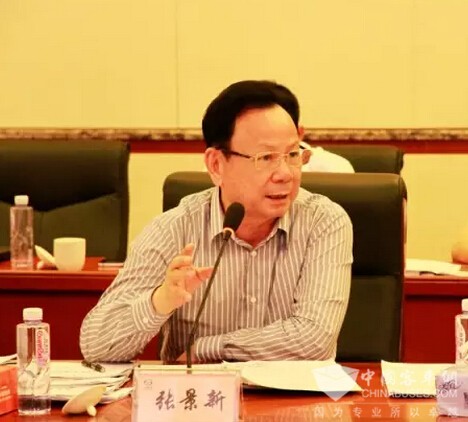 五洲龙集团董事长张景新