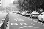 山东:公交车道增加要大刀阔斧 也要物尽其用