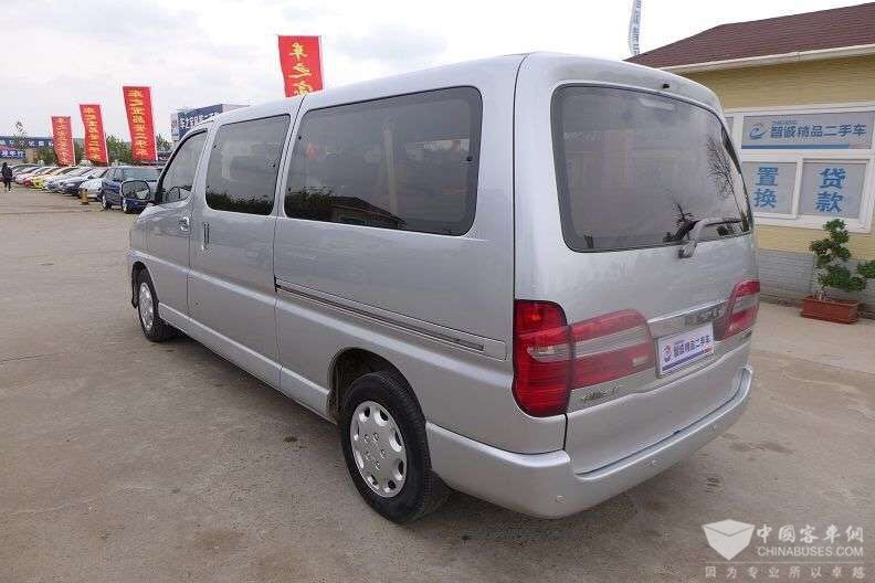 左后