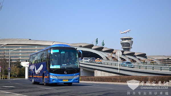 厦门40辆纯电动公交车上岗 12条公交线路将投运