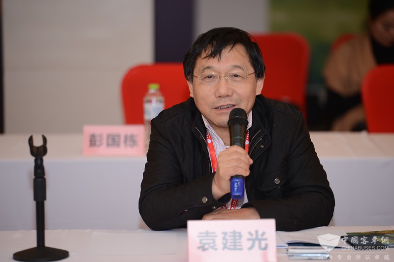中国土木工程学会城市公共交通分会副秘书长袁建光