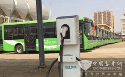 甘肃皋兰：开通多条城乡公交线路方便群众出行