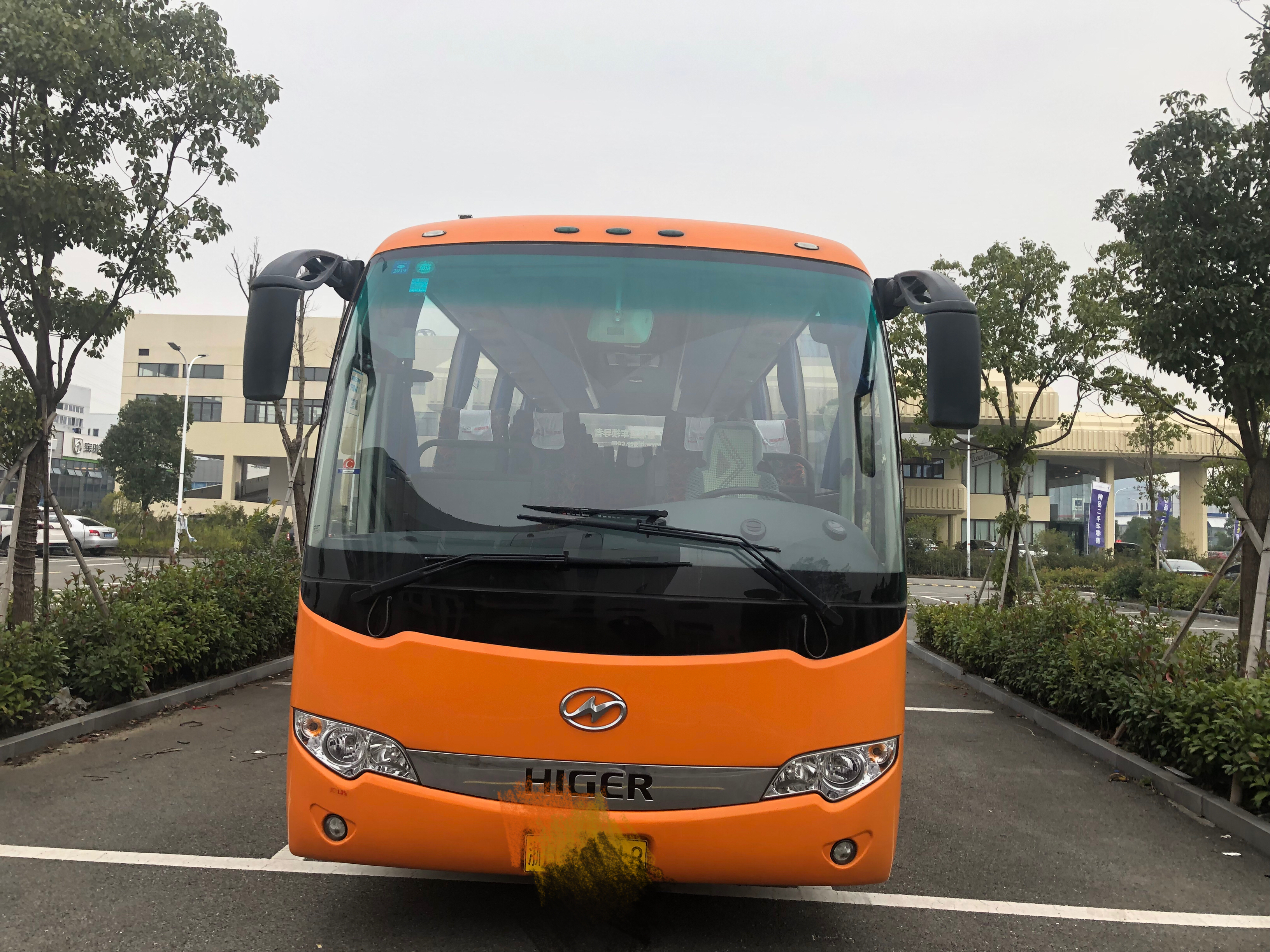 30座金龙客车