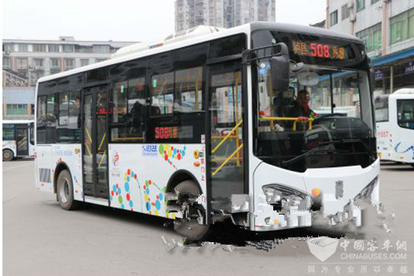 四川泸县：投运20辆新能源城镇公交