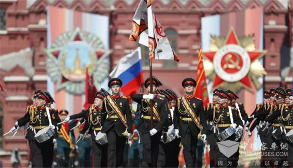 中国制造新形象！俄罗斯卫国战争胜利74周年阅兵中的“宇通风景”