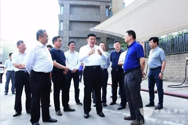 湖北：武汉市市长亲自调研，充分肯定公交集团所做的贡献