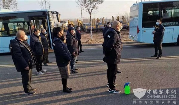徐州公交37条定制班车线路155台定制公交助力企业复产复工