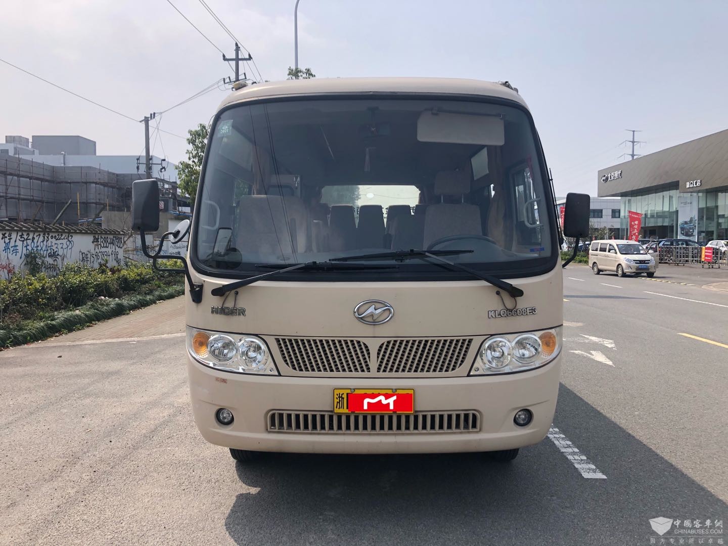 19座金龙客车