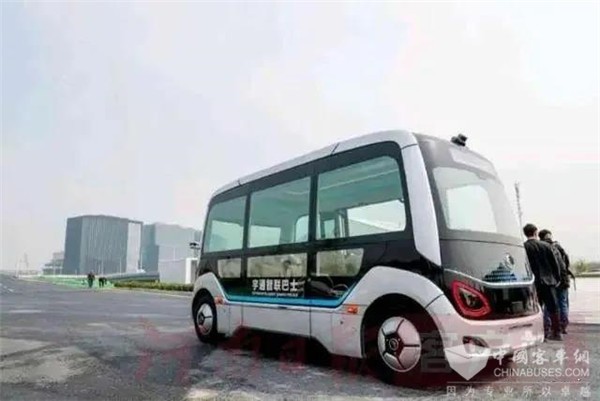 公交车全是无人驾驶！郑州划定首个无人驾驶区域