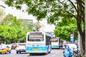 9月1日起，北京公交早晚高峰加车3500车次