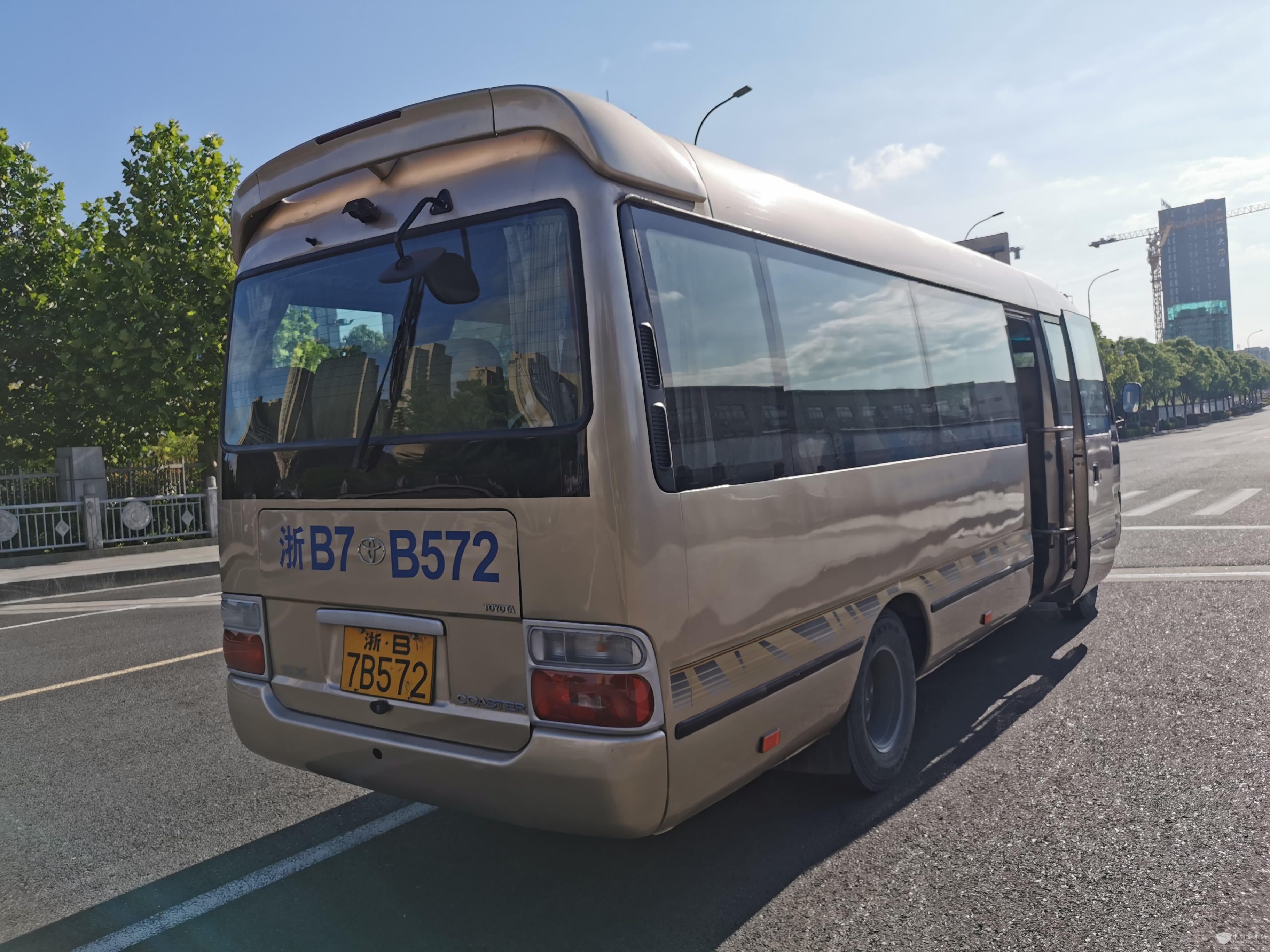 19座江淮信考斯特客车