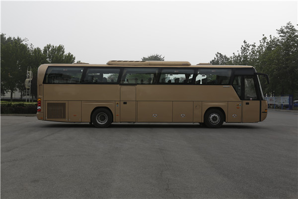 北方BFC6120L1D6豪华旅游客车