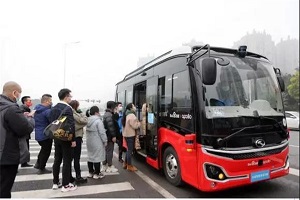 全国首个L4级自动驾驶公交车示范运营项目落地重庆