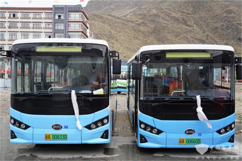 3-2、比亚迪纯电动客车在西藏