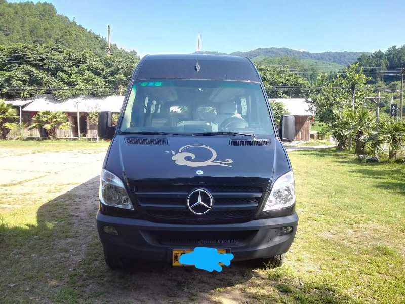 奔驰凌特出售，自家公司使用，车况和装修很好
