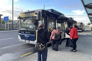 绿色出行先锋，福田汽车新西兰首辆纯电动公交车上线运营