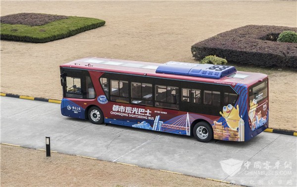 苏州金龙风景观光巴士掀起重庆五一“旅游热”