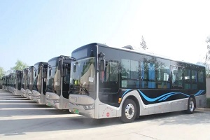助力公交优先发展战略，批量亚星纯电动城市客车交付陕西榆林