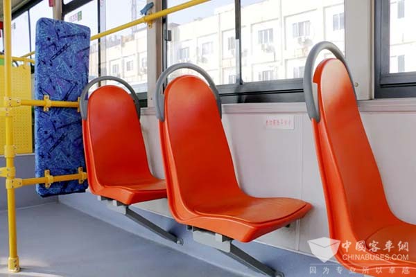 南昌公交运输集团 适老化 低地板 公交车辆