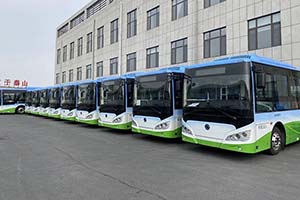 88台纯电动城市公交客车 上海申龙产品顺利交付梅河口市
