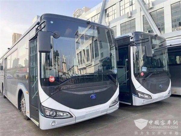 武汉首批无站立区纯电动公路版公交车将上线运营