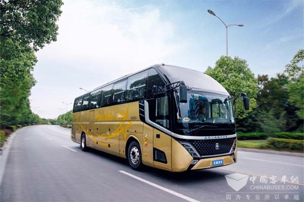 亚星客车 豪华旅游大巴 X9-3系列