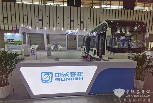 2022南京客车展 申沃9系纯电动公交获广泛关注