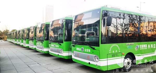 吉利星际客车 公交微循环 纯电动客车