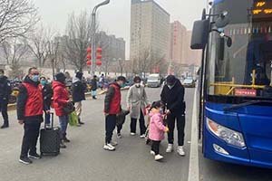 免费乘车提供便捷出行 呼和浩特公交开通冰雪节专线！