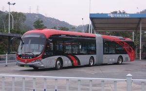 银川市成为国内首个拥有200辆18米纯电动公交车的城市
