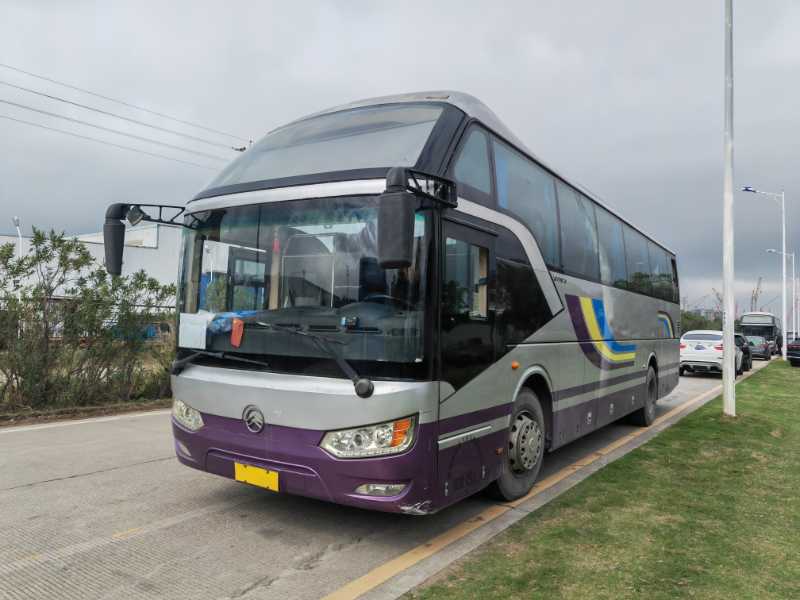 三台同款49座有中门非营运金旅6112客车