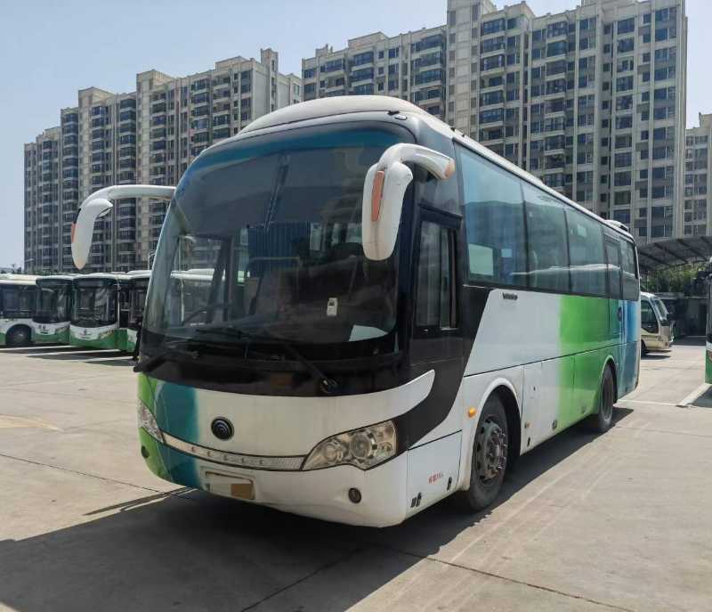 2014年1月 5台可提双档粤牌39座宇通气囊营运车