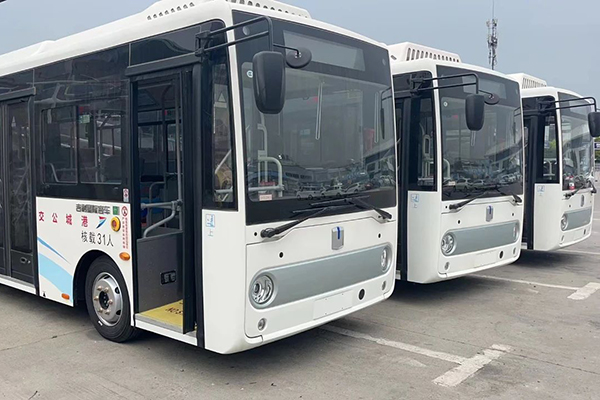 近两百台服务当地 吉利星际纯电动C6E客车批量交付马鞍山