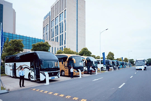 解锁旅游场景 亚星客车助力第六届中国旅游客运行业发展高峰论坛