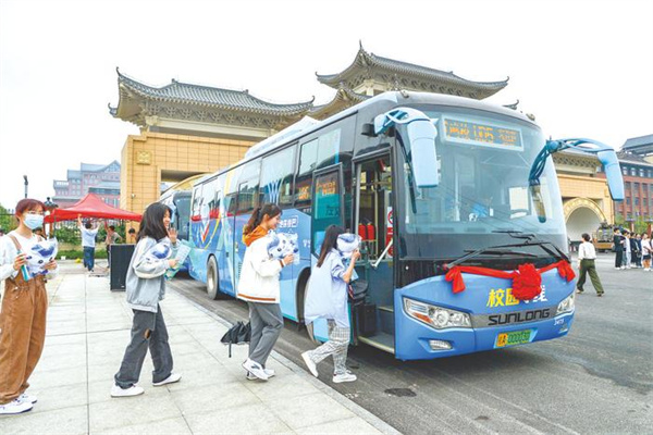 南宁市应民所呼优化线网 推进公交轨道融合