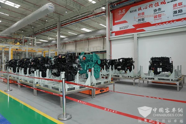 东风康明斯 智能化 重马力工厂 建成投产 传奇发动机