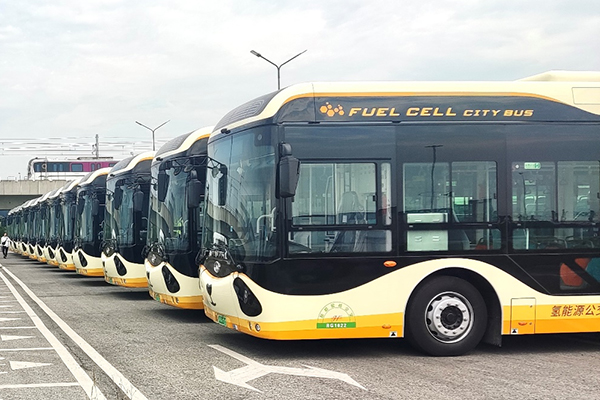 新研氢能蜀都客车联合打造 30辆成都“熊猫”公交车装上氢能心脏
